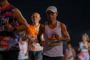 BIB: 5041, 2117, 20050
                            <button type="button" onclick="openModal(22855788)" class="btn btn-primary btn-sm float-right btn-popup" data-toggle="modal" data-target=".modal-high-quality">
                        <i class="fas fa-shopping-cart"></i> Add to Cart
                    </button>
                                            <button type="button" onclick="isThisMe(22855788, true)" class="btn btn-success btn-sm float-right btn-popup btn-isme hidden" data-toggle="tooltip" data-placement="bottom" title="นี่คือรูปของคุณใช่ไหม คลิกที่นี่เพื่อเอาเข้าอัลบั้ม">
                        <i class="fas fa-plus"></i> Add to album
                    </button>
                    <button type="button" onclick="isThisMe(22855788, false)" class="btn btn-warning btn-sm float-right btn-popup btn-isnotme hidden">
                        <i class="fas fa-ban"></i> Remove from album
                    </button>